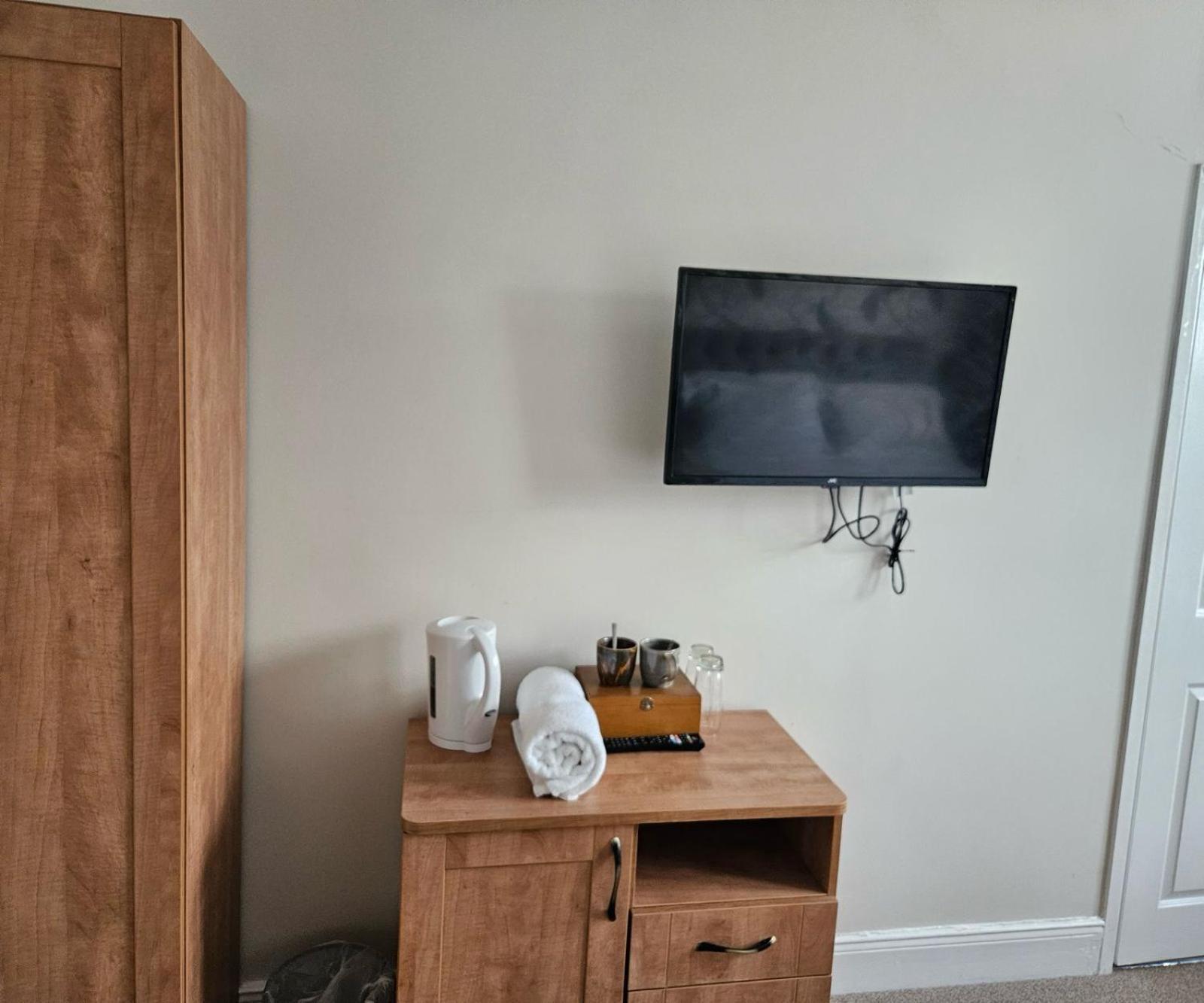 The Coach House 3*