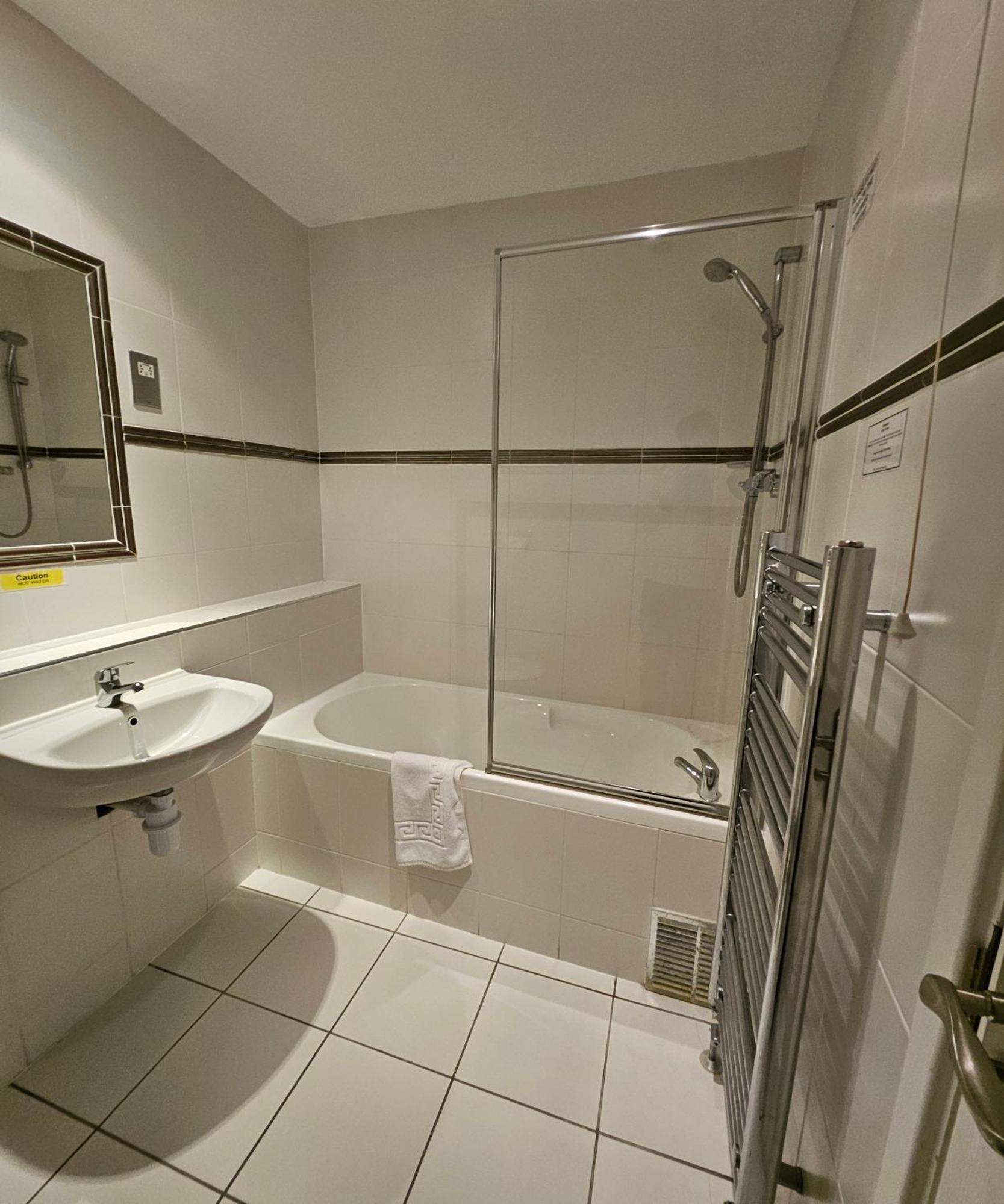 The Coach House 3*