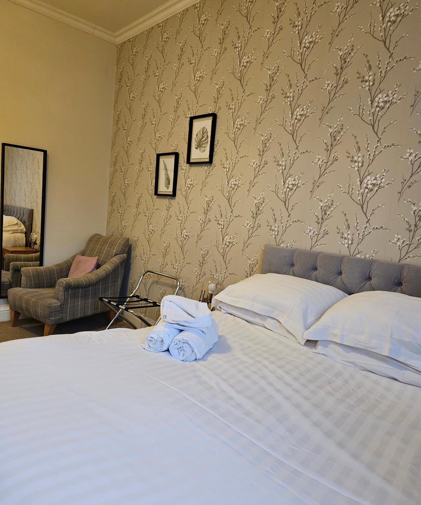 The Coach House 3*